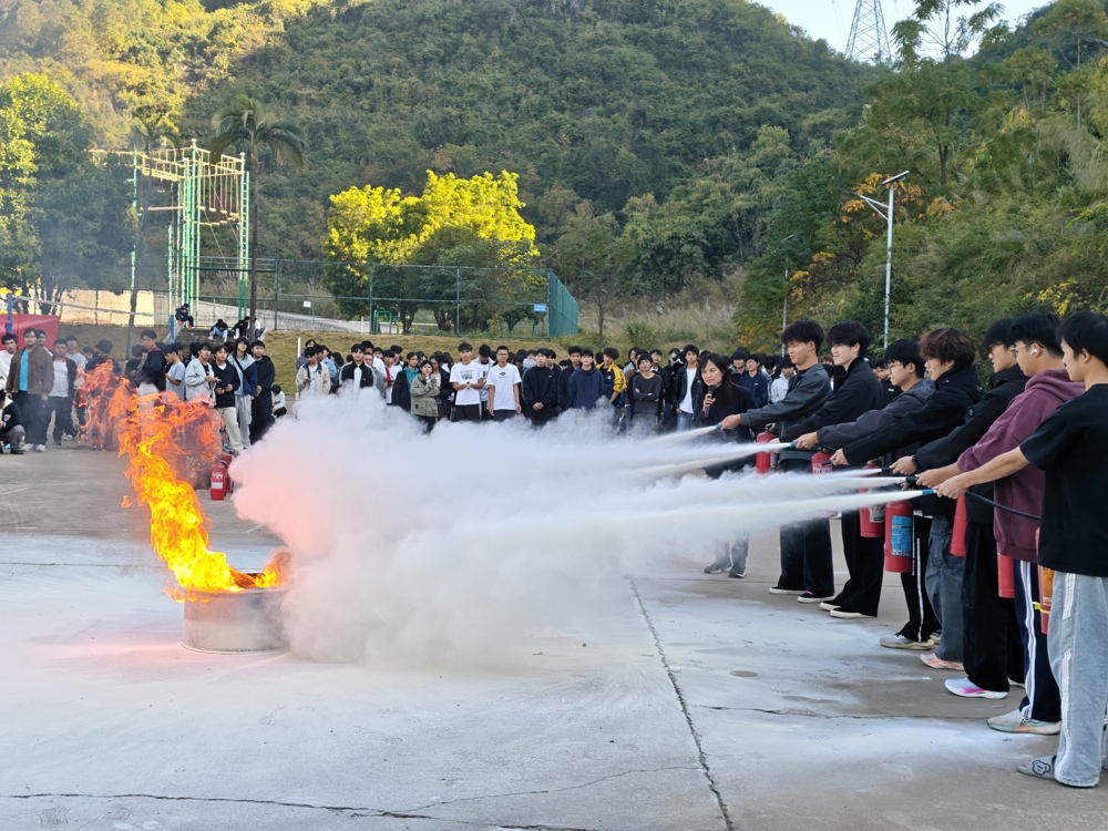 活动图片4 活动图片4