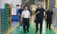 湖北开放大学调研组到我校考察交流 校长甘金明参加座谈