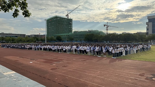 ea5fc837fbd8ba91677fa54881586576