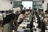 我校开展校园网络、机房、网络教学平台使用情况大检查