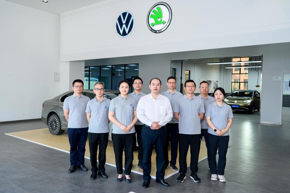 智能网联汽车创新团队3_副本