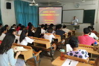 贸易与旅游管理学院党日活动看《巡视利剑》 强化警示教育