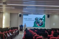 多维度立体化宣讲 织密资助育人“暖心网”——汽车工程学院2025年秋季学期资助政策宣讲活动全面启动