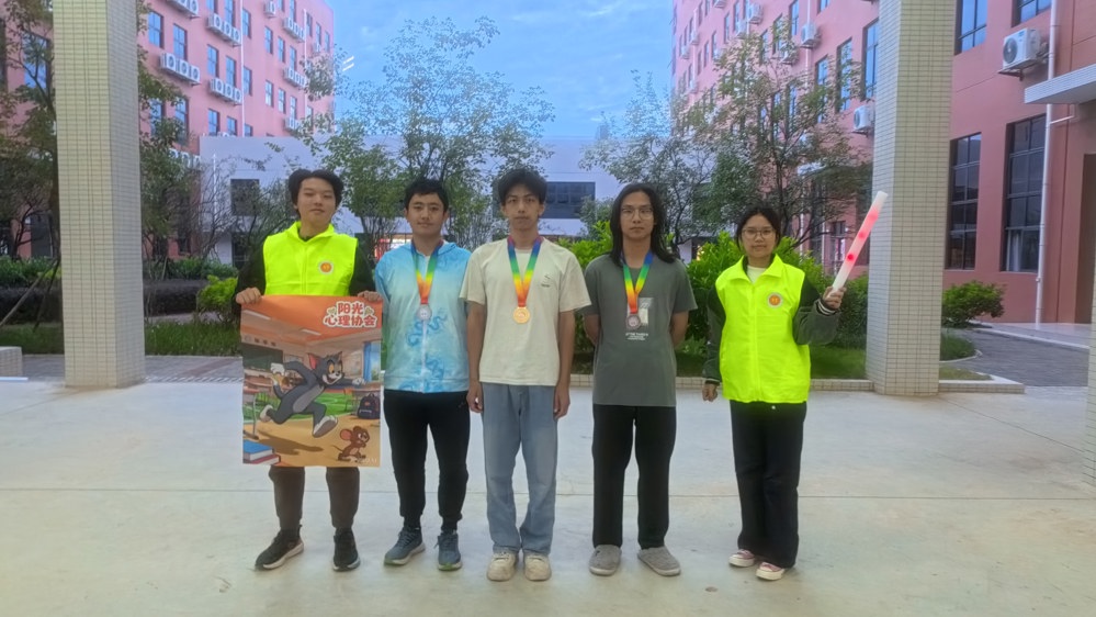 FBC05DF068C8AE969FB0A9437FA7BCD1